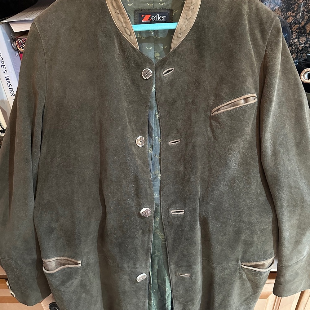 Stunning suede leather coat from Germany!!! Mint!